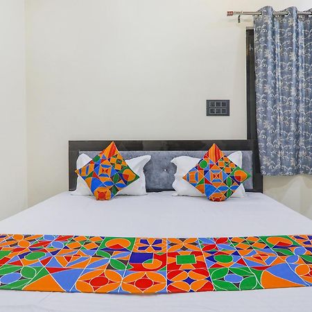 Fabexpress Awadh Inn - 400M From Shri Ram Janam Bhumi Ayodhya Exterior foto