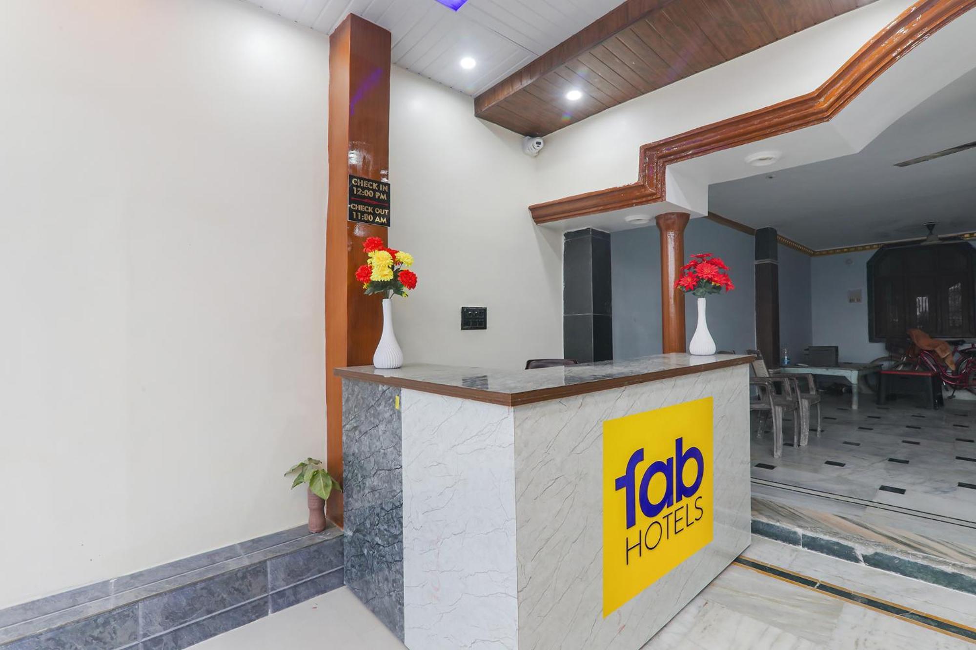 Fabexpress Awadh Inn - 400M From Shri Ram Janam Bhumi Ayodhya Exterior foto