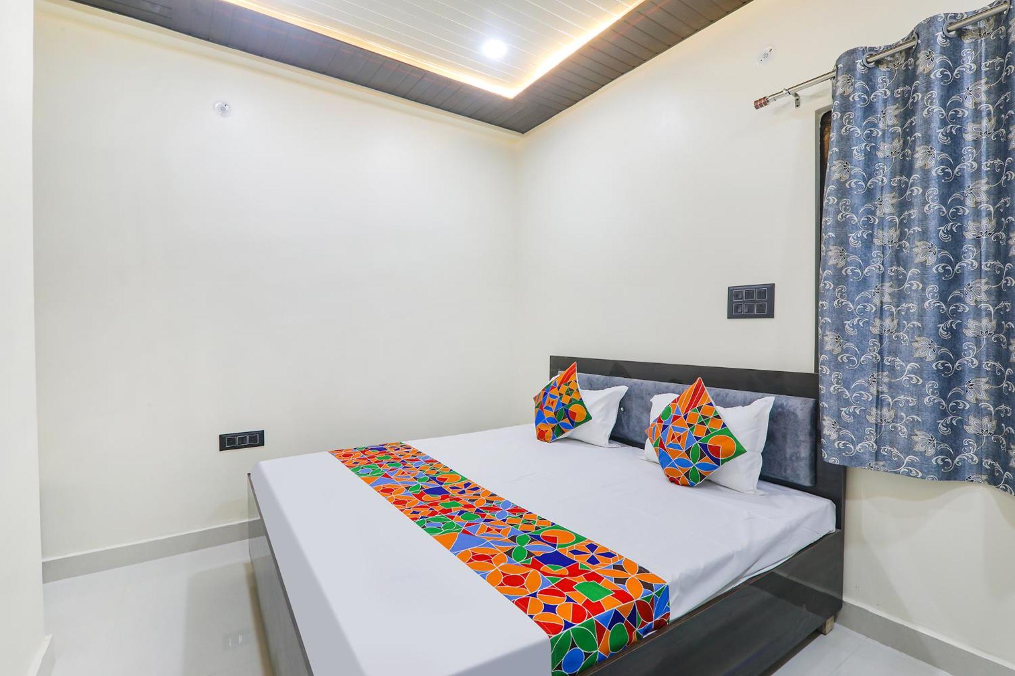 Fabexpress Awadh Inn - 400M From Shri Ram Janam Bhumi Ayodhya Exterior foto